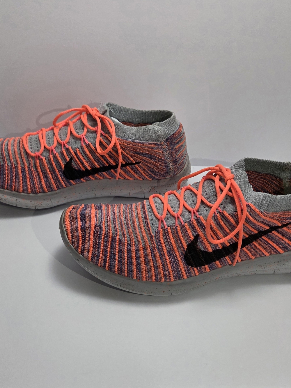 Nike Kids' Flyknit Running Shoes - Gray & Neon Orange